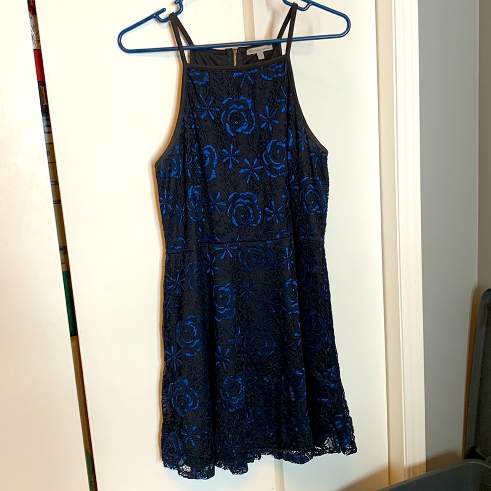 STUNNING Dress!